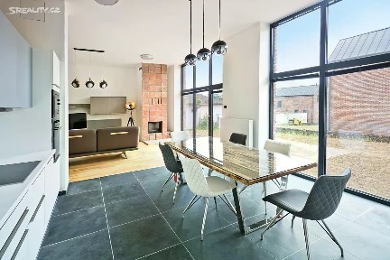 Pronájem vily 120 m², pozemek 800 m² Praha