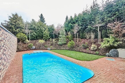 Pronájem rodinného domu 184 m², pozemek 432 m² Pod novou školou, Praha - Nebušice