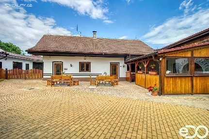 Prodej restaurace 178 m² Hradešín