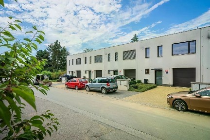 Pronájem rodinného domu 110 m², pozemek 196 m² Exnárova, Praha - Háje