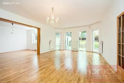 Pronájem rodinného domu 400 m², pozemek 950 m² Ke strži, Praha - Nebušice