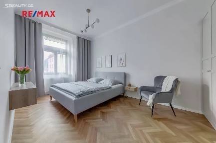 Pronájem bytu 3+1 83 m² Sokolovská, Praha - Libeň