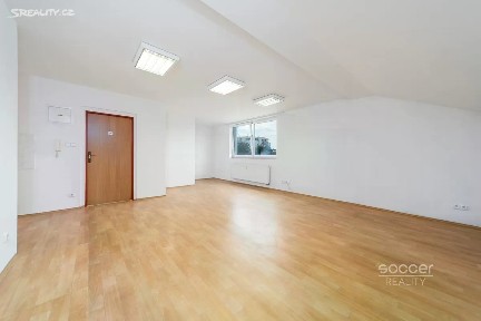 Pronájem kanceláře 123 m² Říčanská, Jesenice