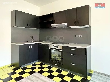 Pronájem bytu 2+kk 63 m² Na Valech, Poděbrady - Poděbrady II