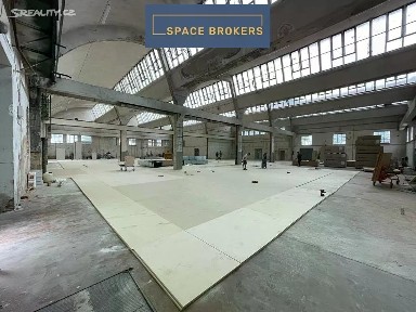 Pronájem skladového prostoru 1500 m² Panenské Břežany