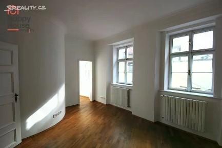 Pronájem bytu 4+1 170 m² Vlašská, Praha - Malá Strana