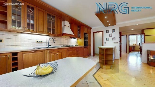 Pronájem bytu 6 pokojů a více 130 m² Jižní, Poděbrady - Poděbrady III