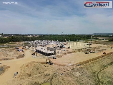 Pronájem výrobní haly, prostoru 10000 m² Prokopa Holého, Velký Osek