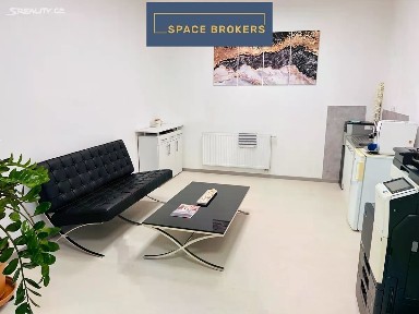 Pronájem skladového prostoru 2021 m² Technologická, Zlatníky-Hodkovice - Hodkovice