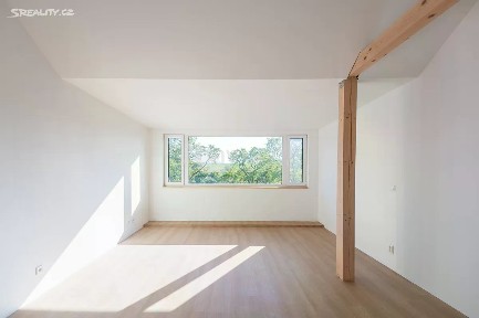 Prodej bytu 3+kk 84 m² Neprobylice