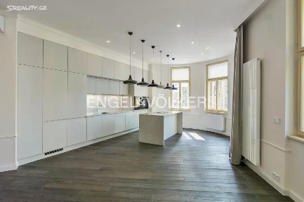 Pronájem bytu 4+kk 170 m² Laubova, Praha - Vinohrady
