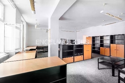 Pronájem kanceláře 277 m² Fričova, Praha - Vinohrady
