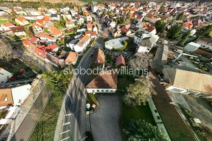 Prodej činžovního domu 695 m²