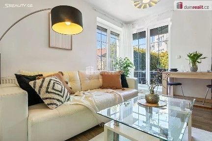 Prodej bytu 4+kk 90 m² U Ctěnického Potoka, Přezletice