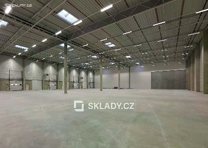 Pronájem skladového prostoru 4100 m² Chrášťany