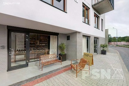 Prodej obchodního prostoru 57 m² Maroldova, Praha - Nusle