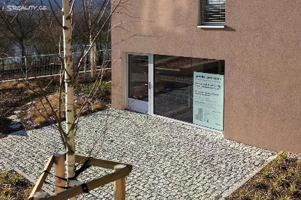 Prodej obchodního prostoru 135 m² Kolmanova, Praha - Modřany