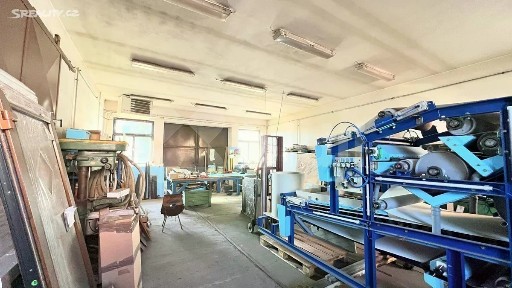 Pronájem výrobní haly, prostoru 500 m² Náměstí, Plaňany