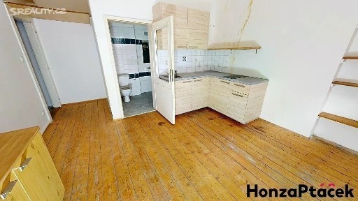 Prodej kanceláře 38 m² Viklefova, Praha - Žižkov