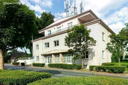 Prodej kanceláře 854 m² Praha