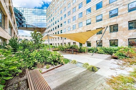 Pronájem kanceláře 1059 m² Pobřežní, Praha - Karlín