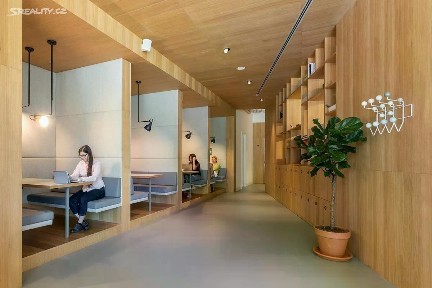 Pronájem kanceláře 50 m² Plzeňská, Praha - Smíchov