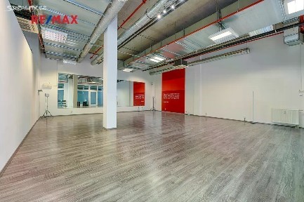 Prodej obchodního prostoru 109 m² Sluneční náměstí, Praha - Stodůlky