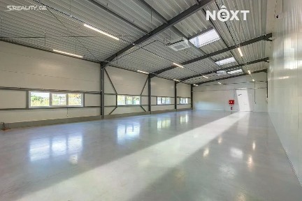 Pronájem skladového prostoru 386 m² Milovice