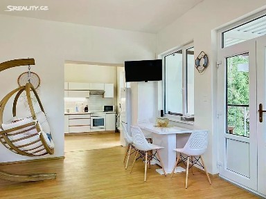 Prodej bytu 2+1 71 m² Slapy