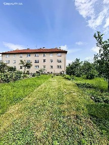 Prodej bytu 3+1 64 m² U Stadionu, Bystřice