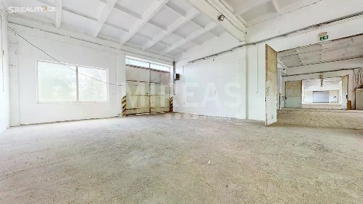 Pronájem skladového prostoru 5353 m² Topolová, Milovice - Mladá