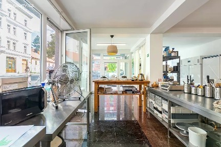 Prodej obchodního prostoru 123 m² Petrohradská, Praha - Vršovice