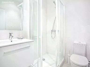 Prodej ubytovacího zařízení 90 m² Vysočanská, Praha - Prosek