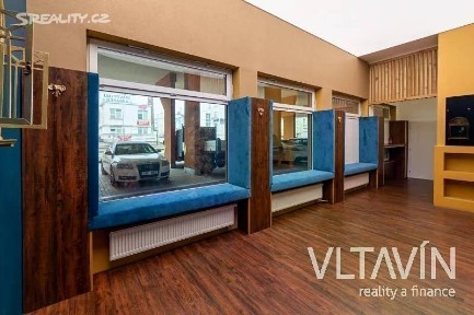 Prodej obchodního prostoru 53 m² Poděbradská, Praha - Vysočany