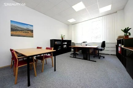 Pronájem kanceláře 148 m² Počernická, Praha - Strašnice
