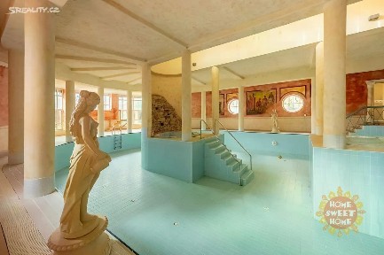 Prodej obchodního prostoru 550 m² Za Kovárnou, Praha - Dolní Měcholupy