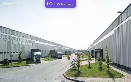 Pronájem skladového prostoru 8484 m² U Zbrojnice, Kněževes