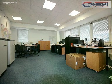 Praha, Praha 8, Dolní Chabry, Dopraváků, 3