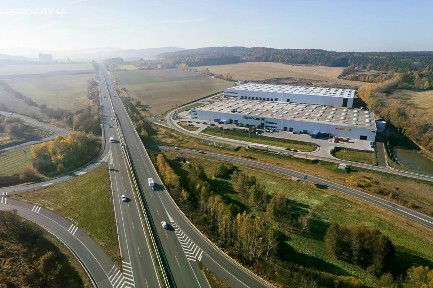 Pronájem skladového prostoru 1700 m² Plzeňská, Cerhovice
