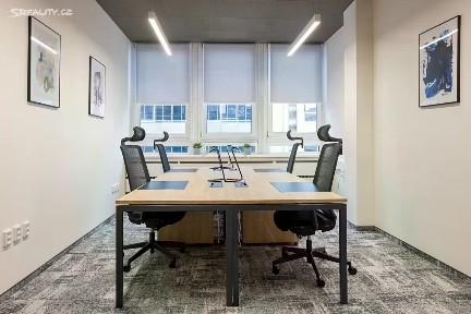 Pronájem kanceláře 25 m² Na Pankráci, Praha - Nusle