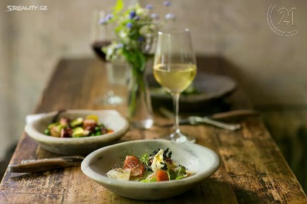 Pronájem restaurace 250 m² Horoměřice