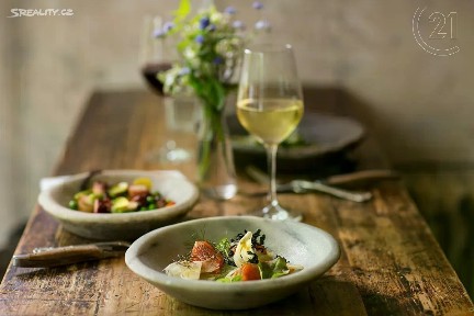 Pronájem restaurace 250 m² Horoměřice