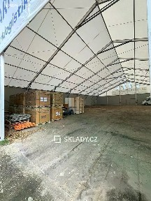 Pronájem skladového prostoru 875 m² Nelahozeves