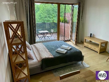 Prodej bytu 1+kk 35 m² Lázeňská, Slaný