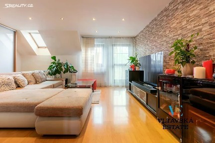 Prodej bytu 3+1 99 m² Hrnčířská, Jesenice - Zdiměřice