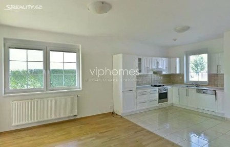 Pronájem vily 400 m², pozemek 1044 m² Průhonice