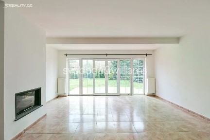 Pronájem rodinného domu 610 m², pozemek 747 m² U Komárova, Průhonice