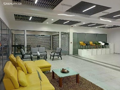 Pronájem obchodního prostoru 1058 m² V Oblouku, Čestlice
