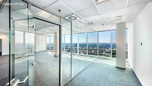 Pronájem kanceláře 950 m² Na Strži, Praha - Nusle