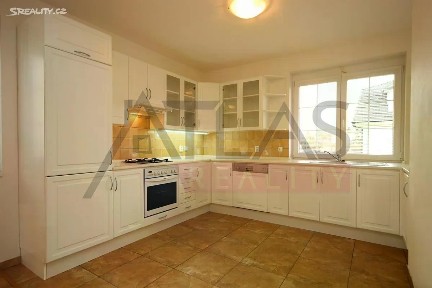 Pronájem rodinného domu 300 m², pozemek 500 m² Pod Valem II., Průhonice
